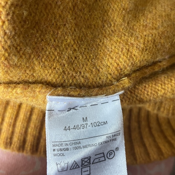 Banana Republic 100% Italian Extra Fine Merino Wool Mustard Rust Sz M - Picture 6 of 6